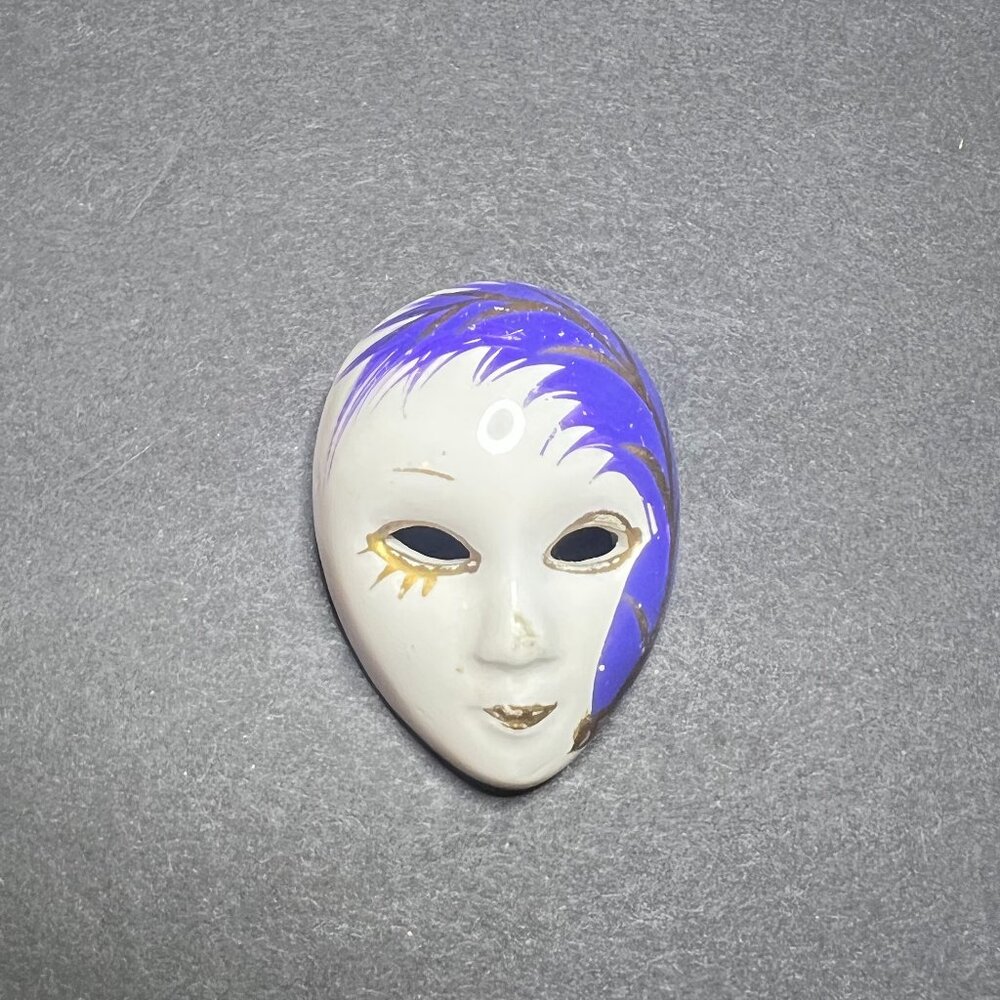 Vintage 1989 Albert E Price Purple Gold Ceramic Mardi Gras Face Mask Brooch Pin